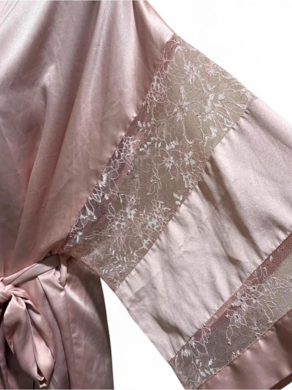 Victoria’s Secret Satin Lace Trim Robe - Blush Pink Sz M/L - Picture 4 of 7